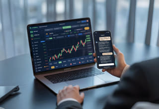 Ilustrasi artikel mengenai inflasi dan ketertarikan pada aset kripto alternatif